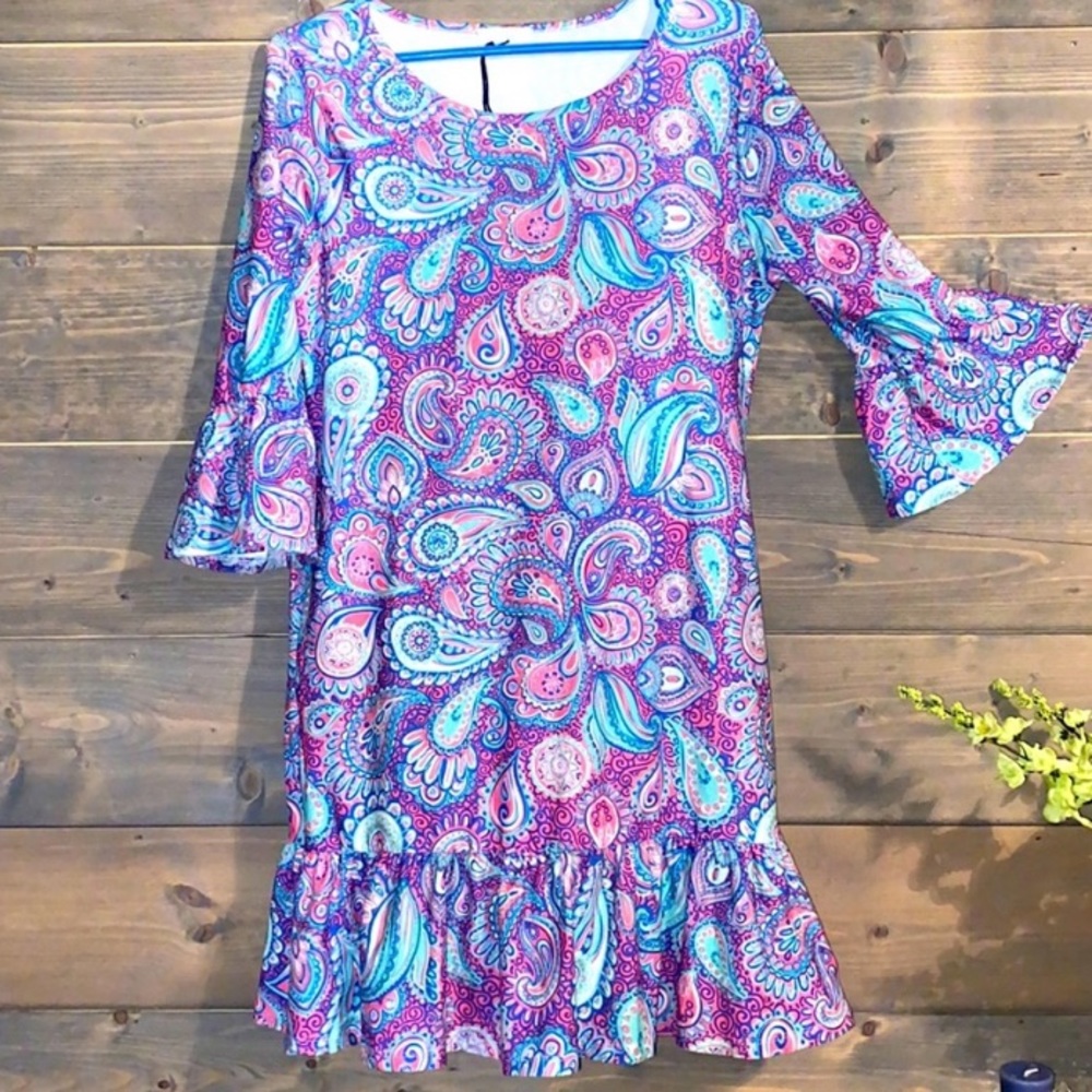 Simply southern paisley ruffle sleeve dress small